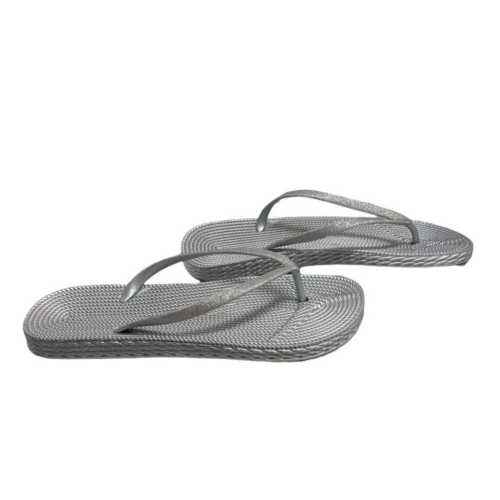 Silver flip flops Size 41 US Size‎ 10.5 New Without Tags
